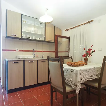 Apartamento Milan 1665 *