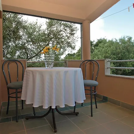 Milan 1665 Apartman *