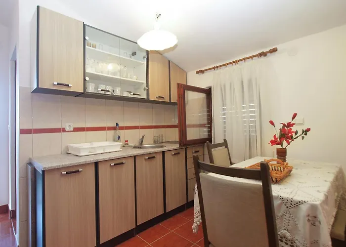 아파트 Milan 1665 페로이