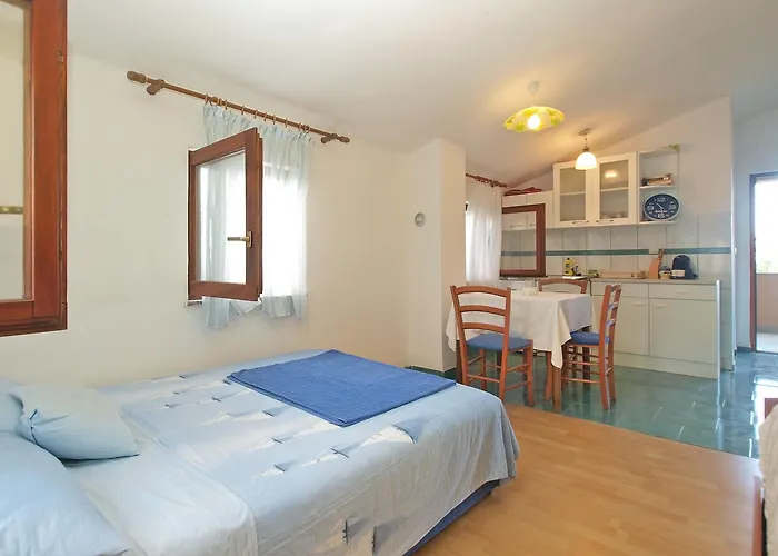 Milan 1665 아파트 *